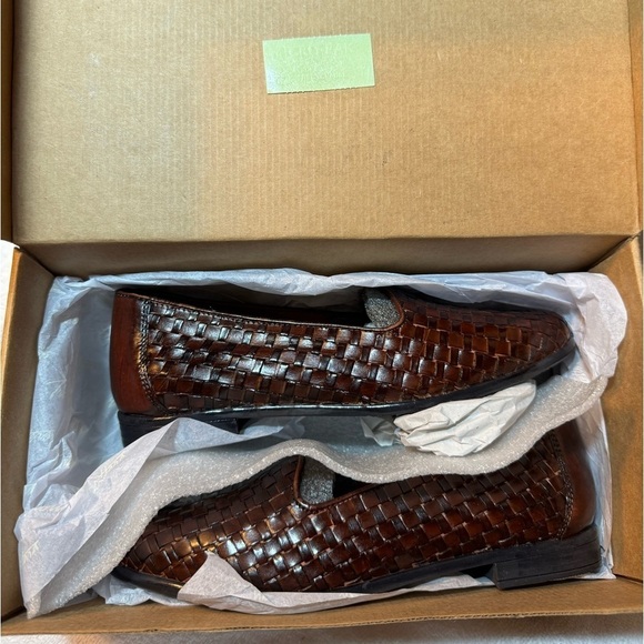 Trotters Liz Basket Weave Flats Size 6.5 Narrow - Picture 2 of 8